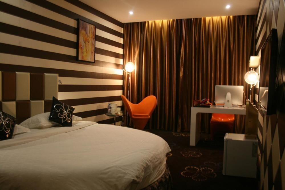 Victoria Hotel Luoyang  Exterior photo